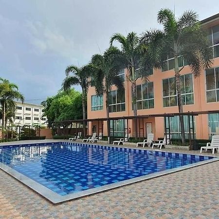 The Victory Hotel Ban Muang Daeng Ngoại thất bức ảnh