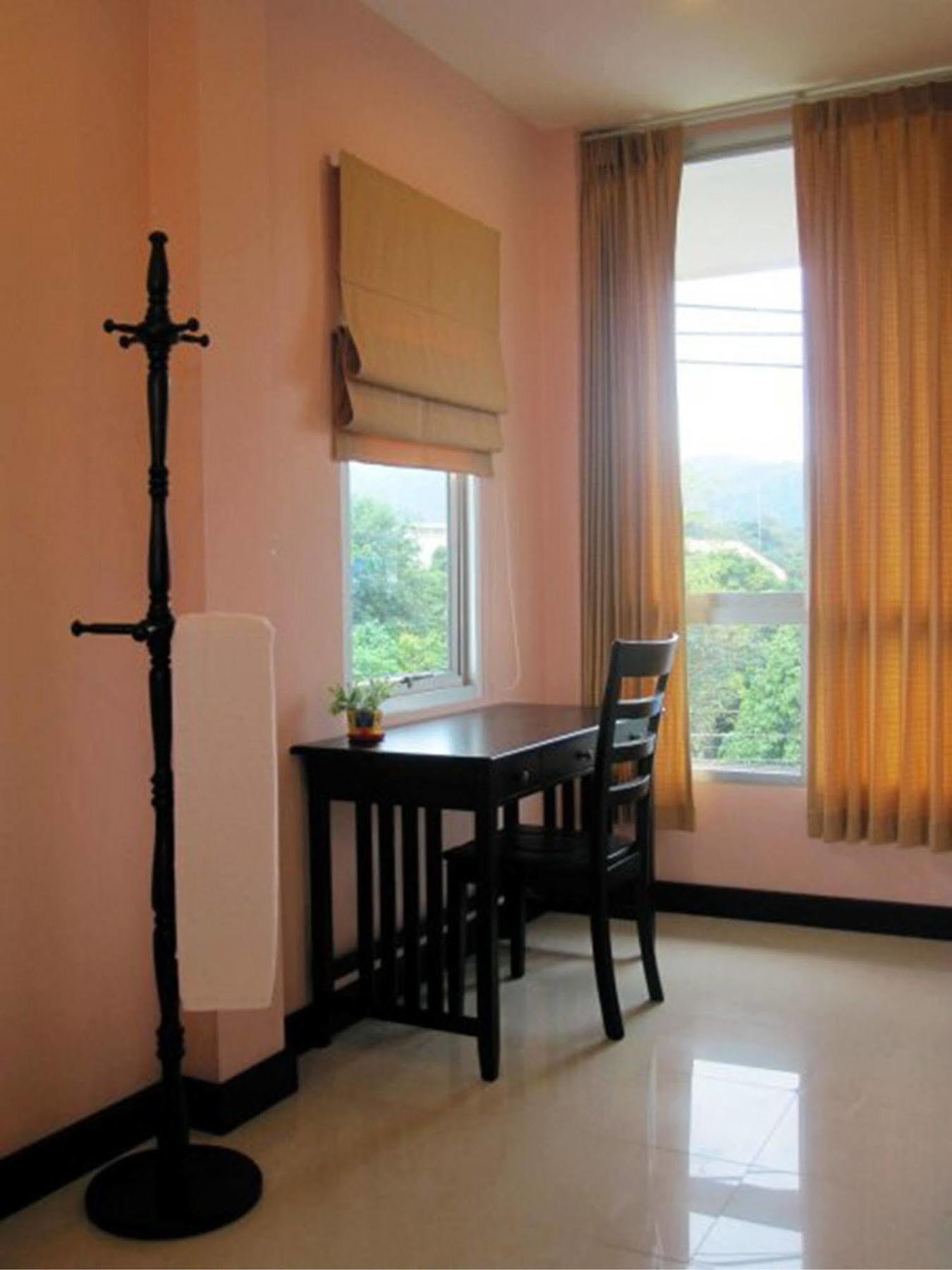 The Victory Hotel Ban Muang Daeng Ngoại thất bức ảnh